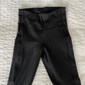 Athleta Ultimate Stash Pocket 7/8 Legging